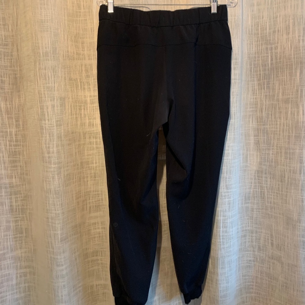Lululemon *On the fly, WOVEN Joggers*